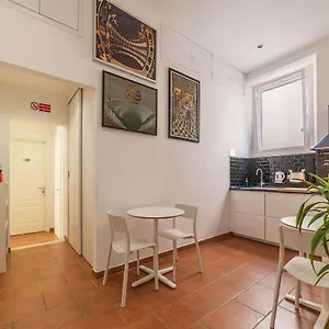 Apartamento Via Genova, Roma