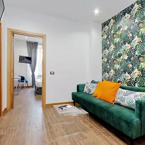 Apartamento Style Julia 50 Mt From Colosseum, Roma